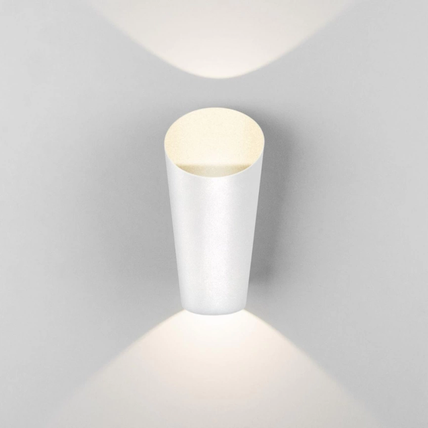Уличный настенный светильник Elektrostandard Tronc 1539 TECHNO LED белый (a053447) фото 3