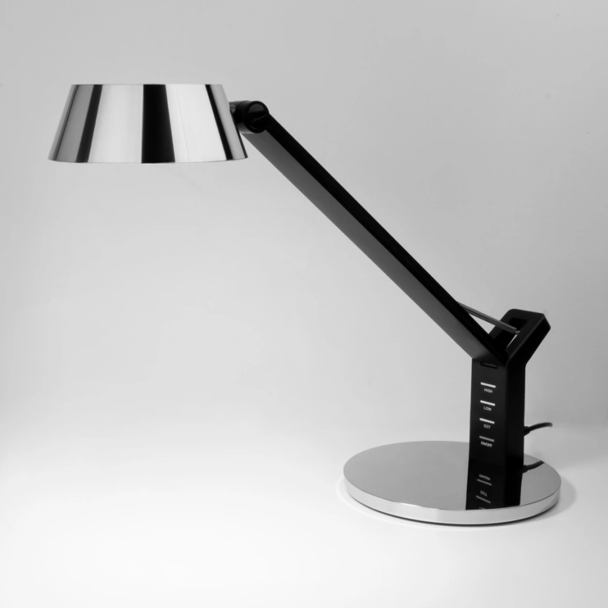 Светодиодная настольная лампа с сенсорным управлением Slink Eurosvet 80426/1 черный/серебро (a053230) фото 1